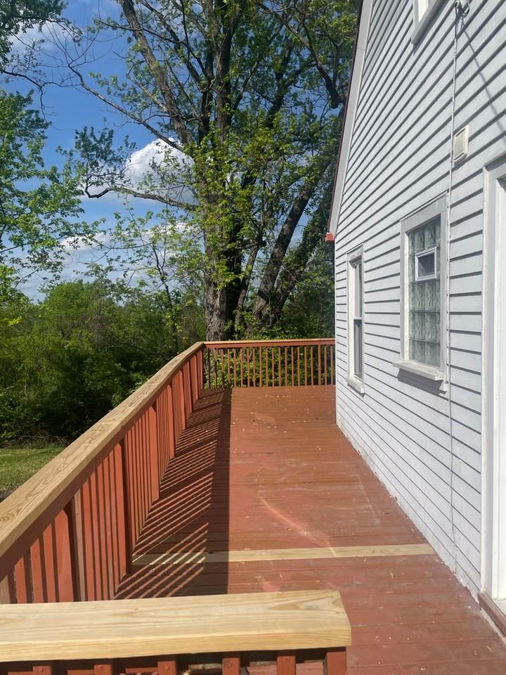 3135 Ridgeway Dr - Photo 3 of 17