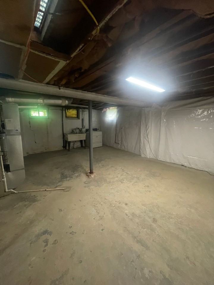 3135 Ridgeway Dr - Photo 6 of 17