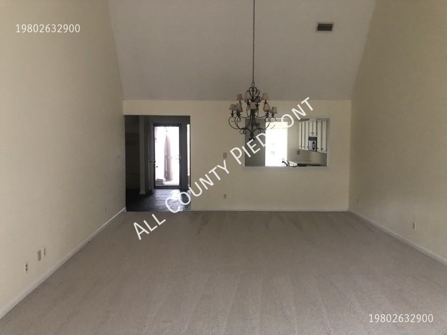 43 Old Post Rd - Photo 2 of 9