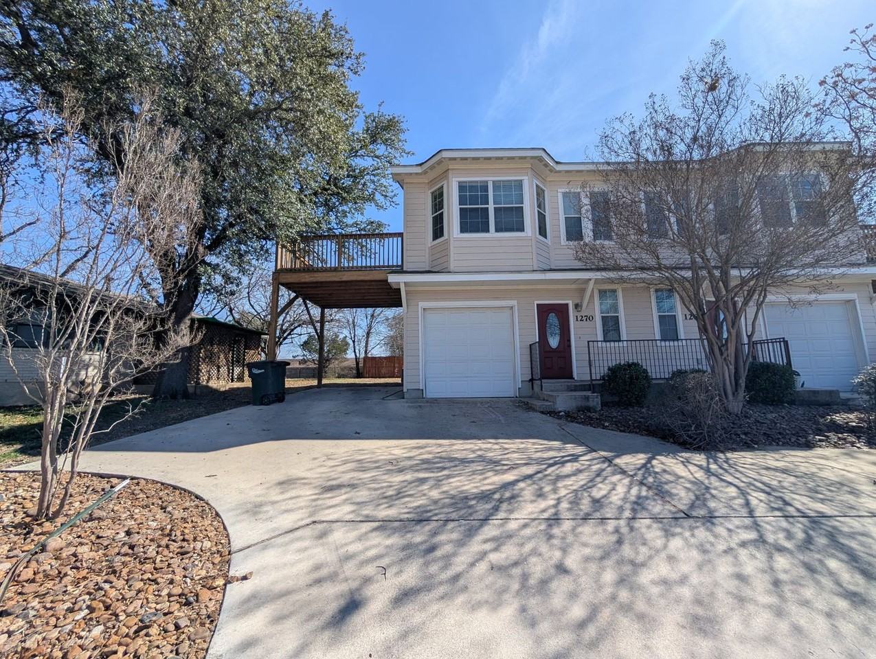 1270 Hillcrest Dr - Photo 2 of 42