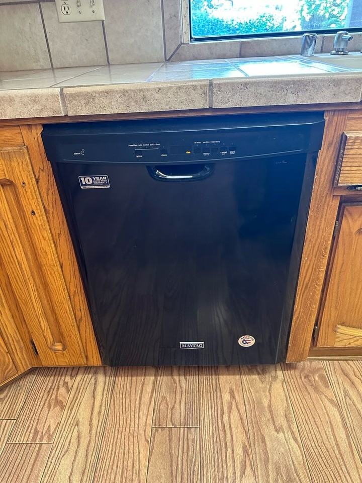 475 E Mercedes St - Photo 6 of 50