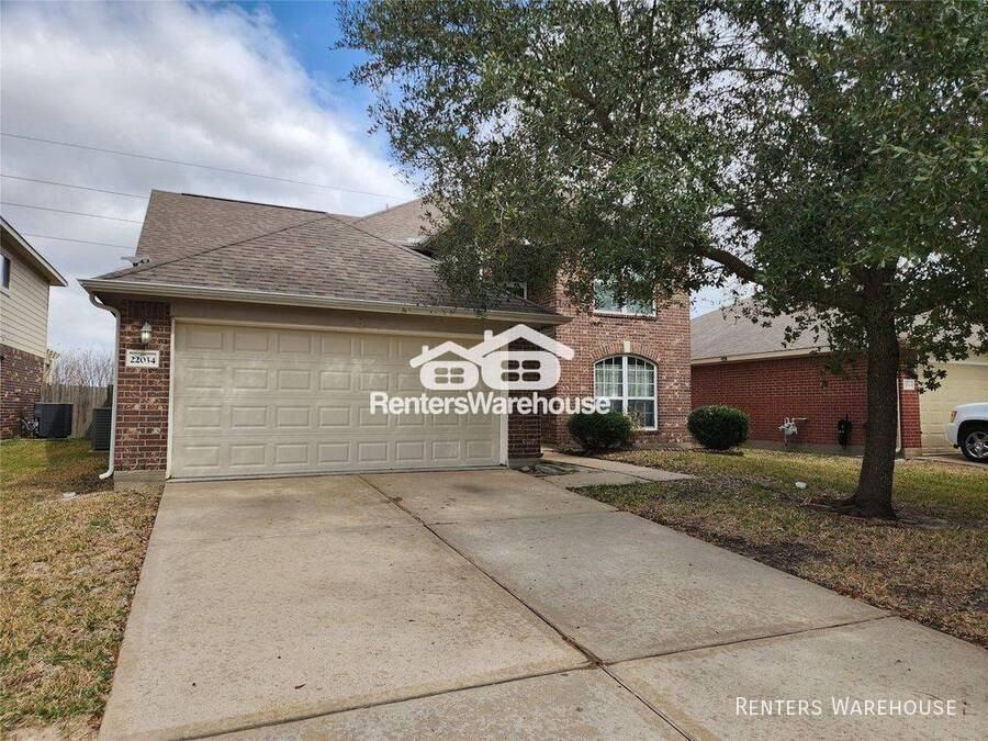 22034 Guston Hall Ln - Photo 2 of 30