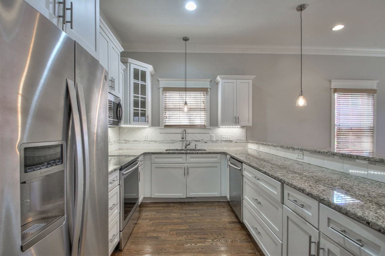 1327A Meridian St - Photo 3 of 46