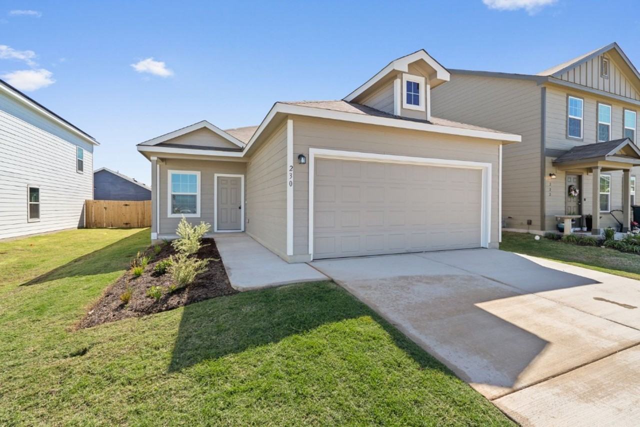 230 Gabbro Gdns - Photo 2 of 24