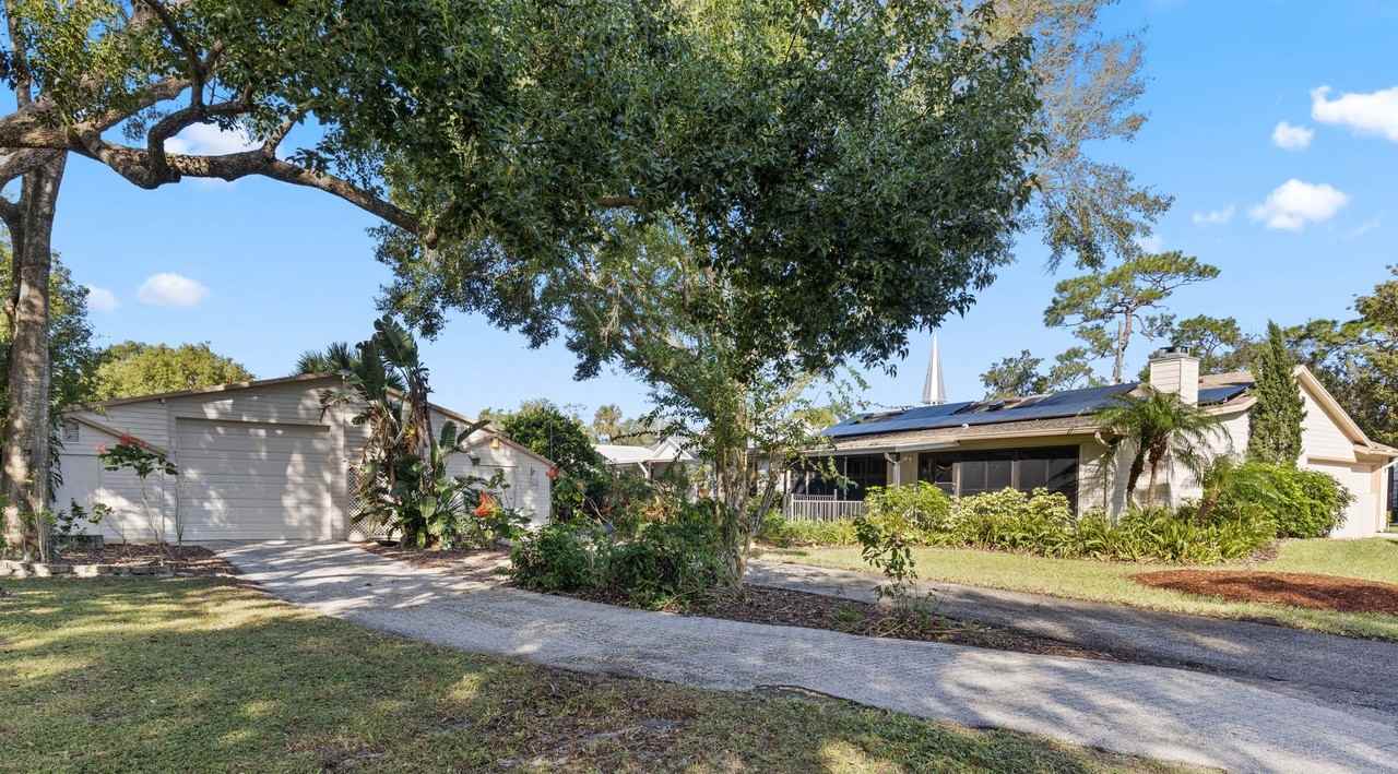 7102 Wright Ave - Photo 3 of 42