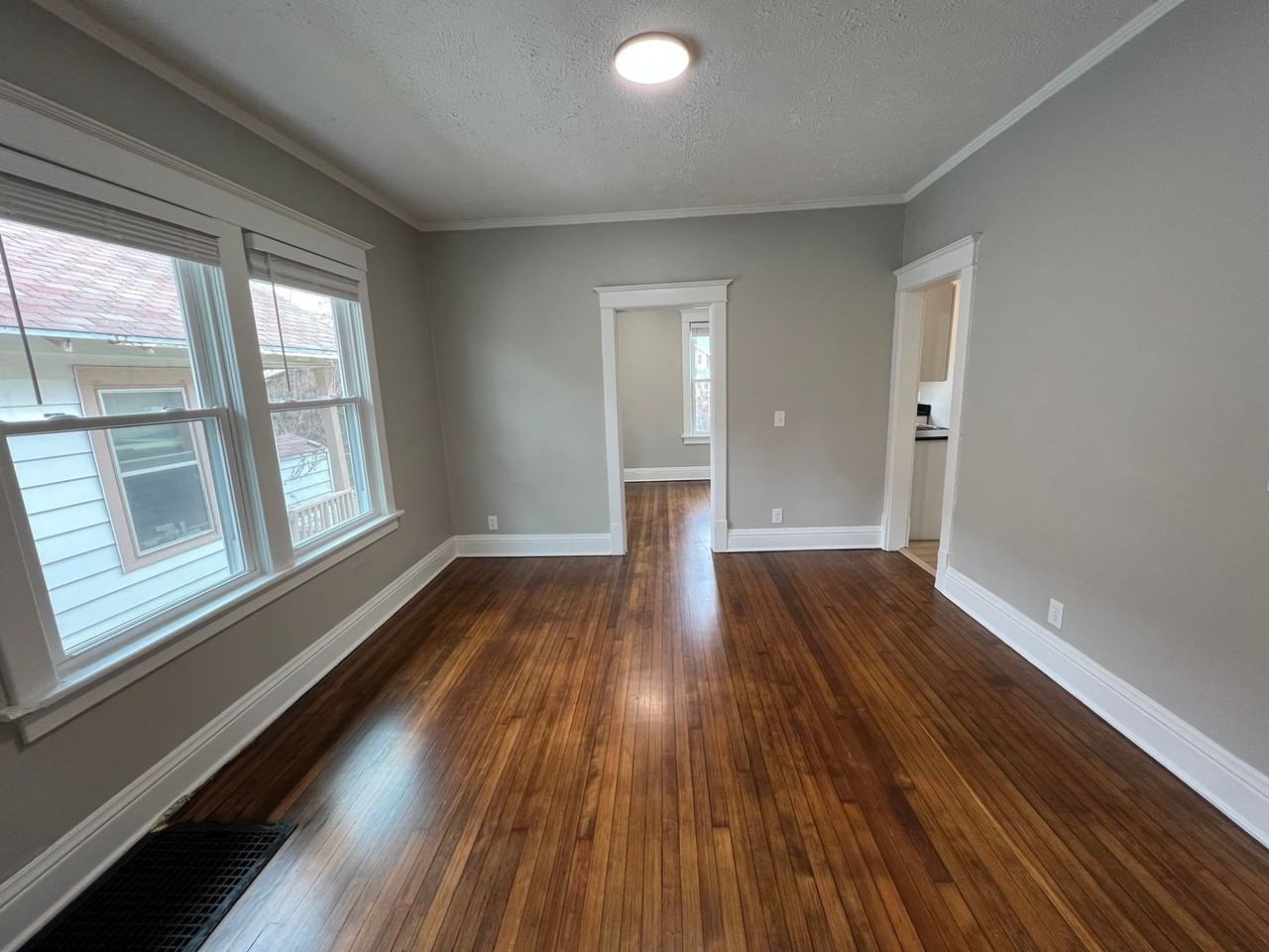 3219 Charles St - Photo 6 of 21