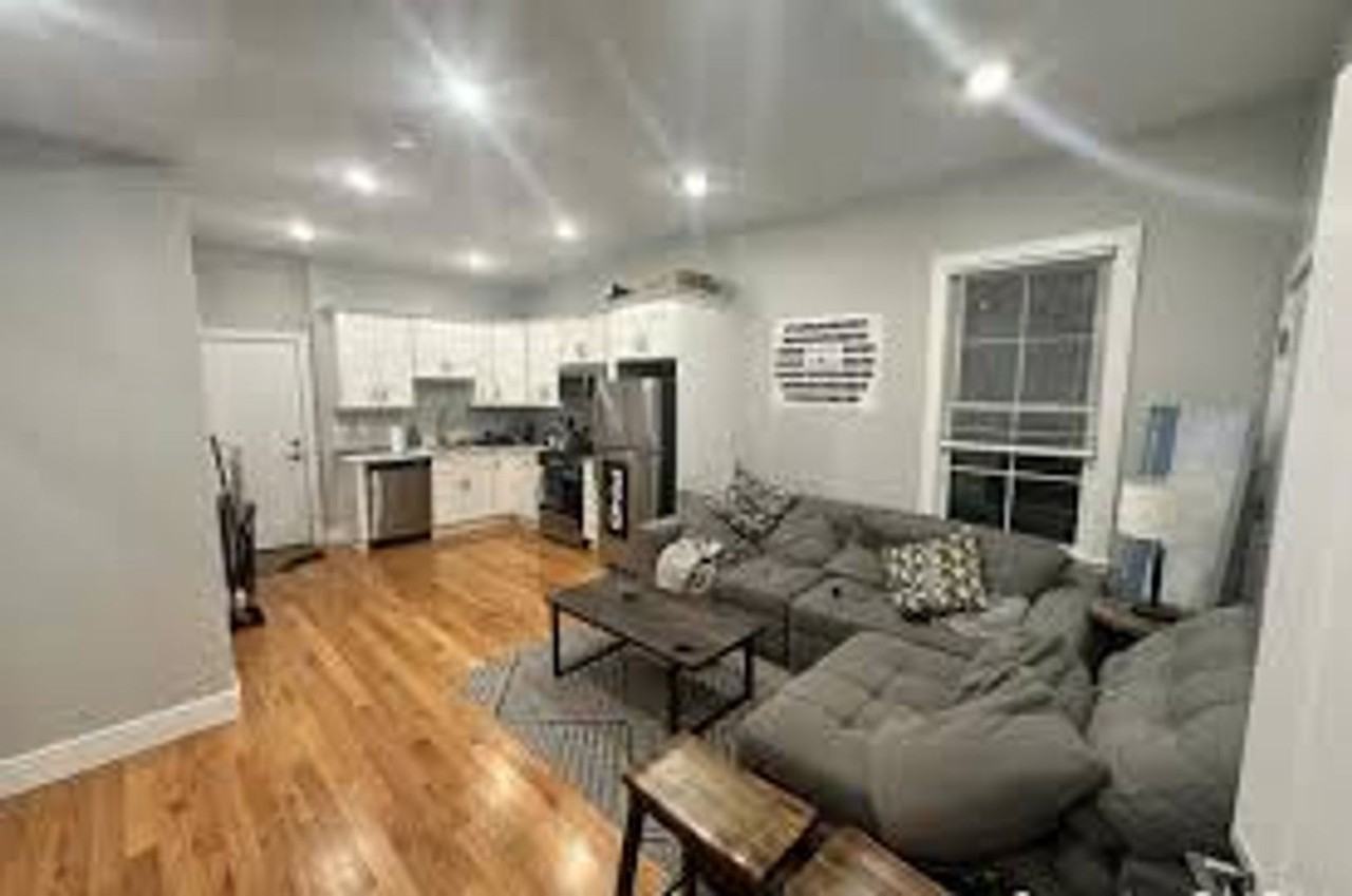 1621D Tremont St - Photo 2 of 7