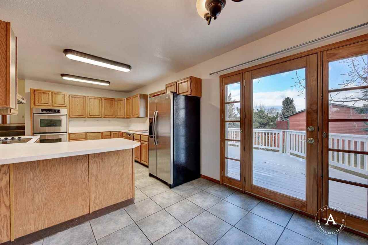 4119 Wolverine Dr - Photo 5 of 24