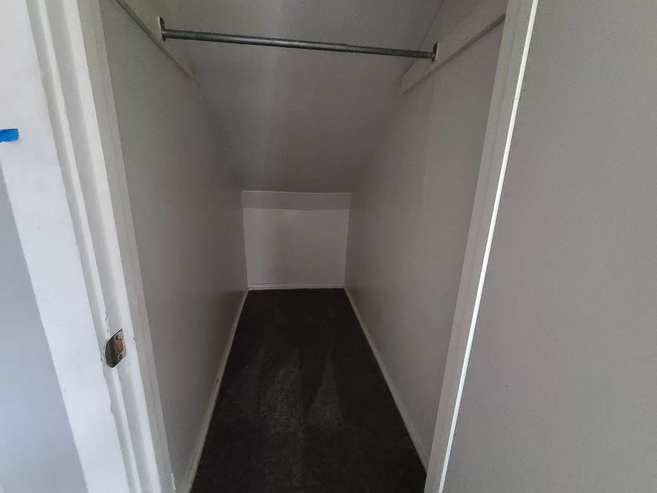 2729 Grove St - Photo 4 of 22