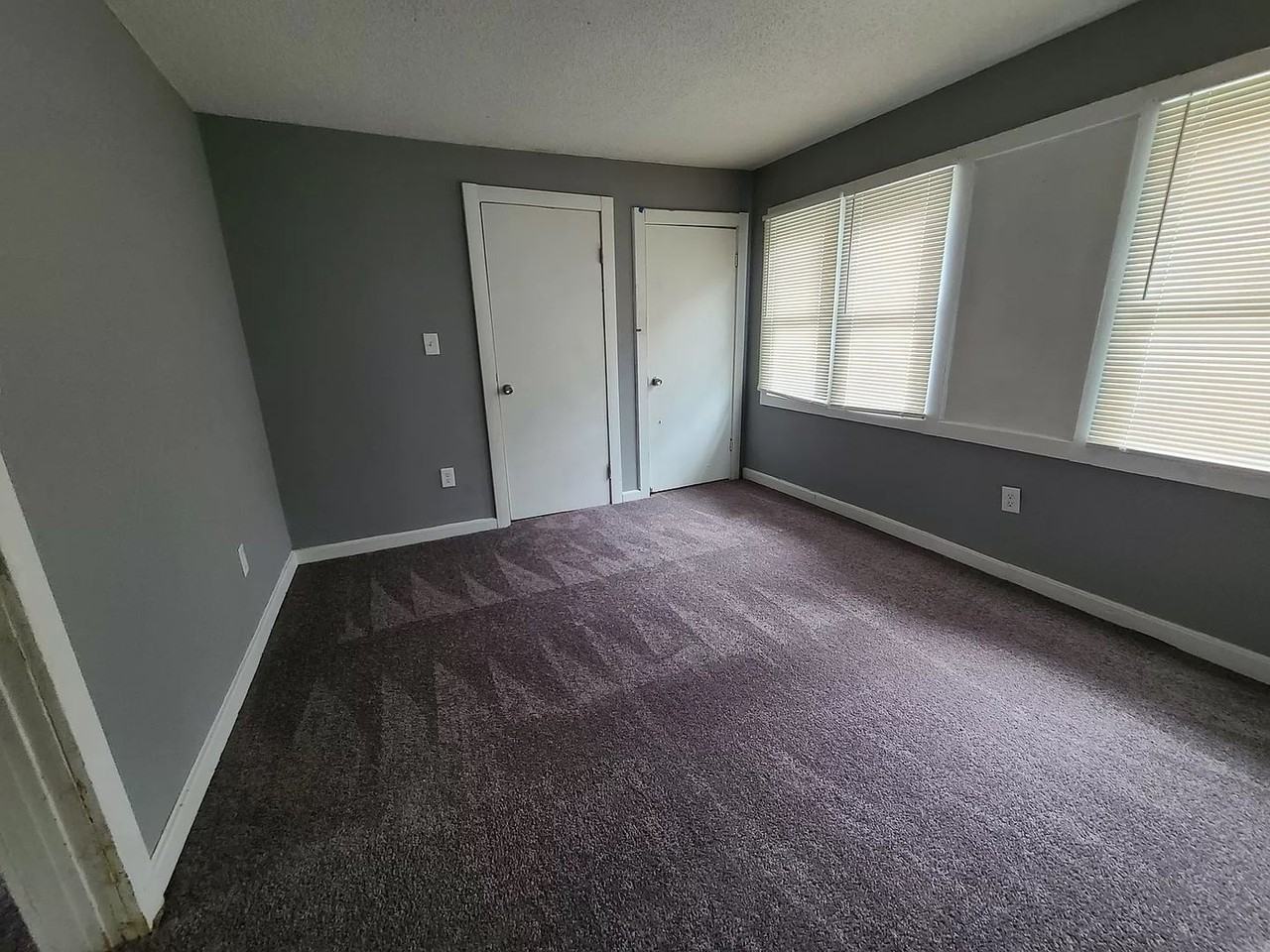 2729 Grove St - Photo 7 of 22