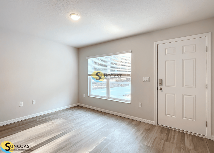 9368 N Peachtree Way - Photo 5 of 21