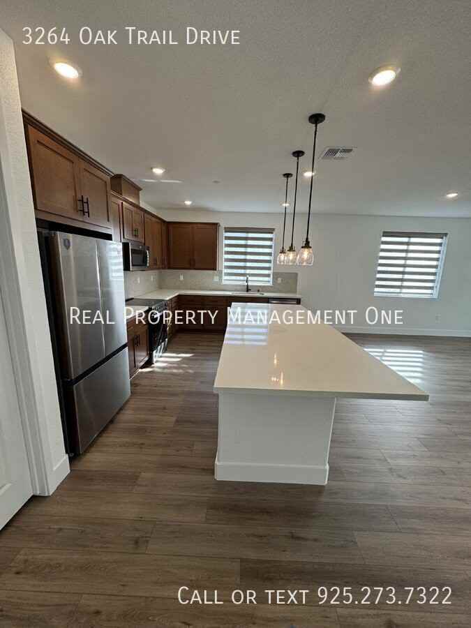 3264 Oak Trail Dr - Photo 5 of 27