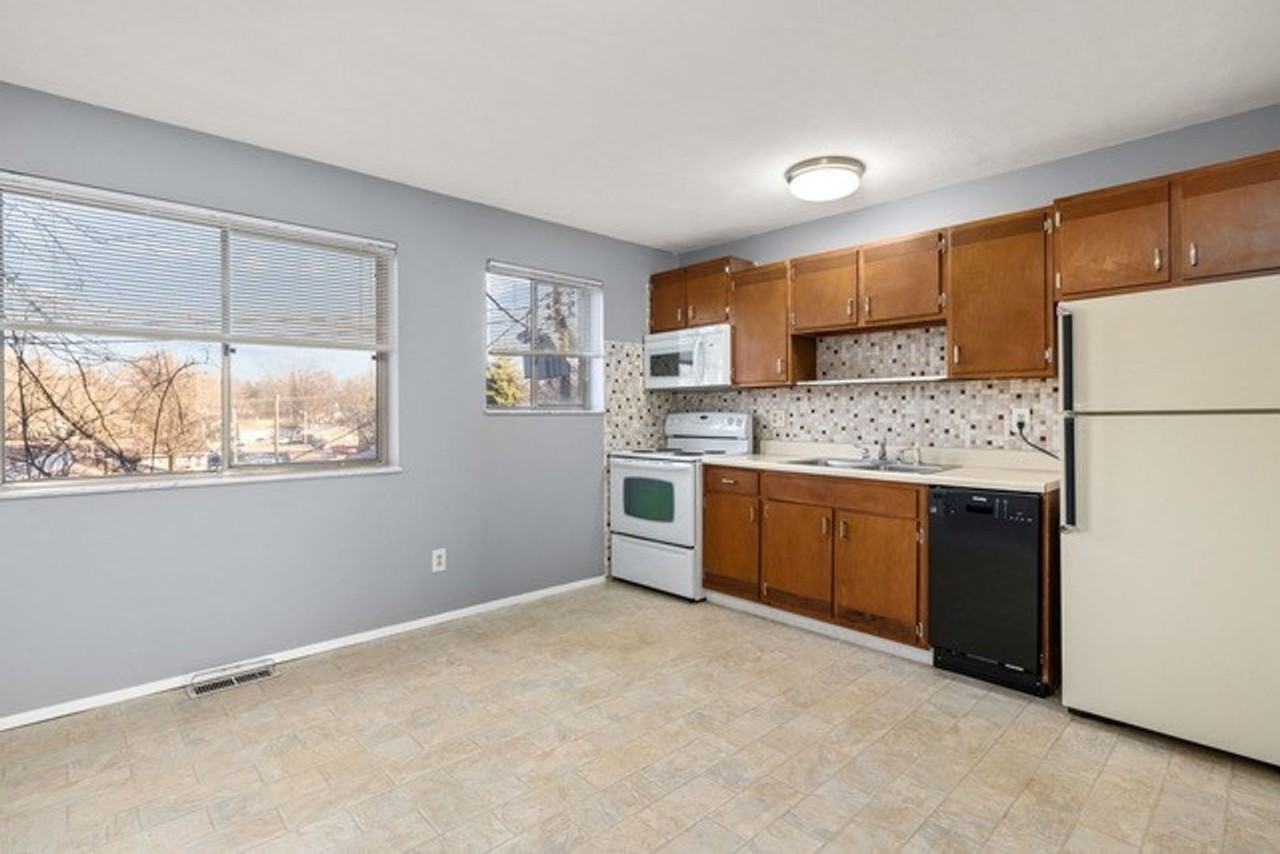 3515 Woodson Rd - Photo 5 of 18