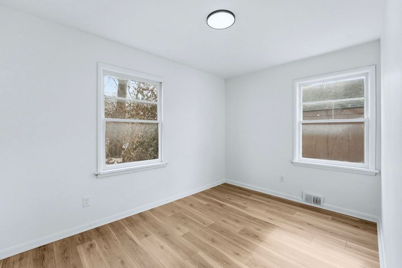 616 Gumpper Ave - Photo 3 of 21