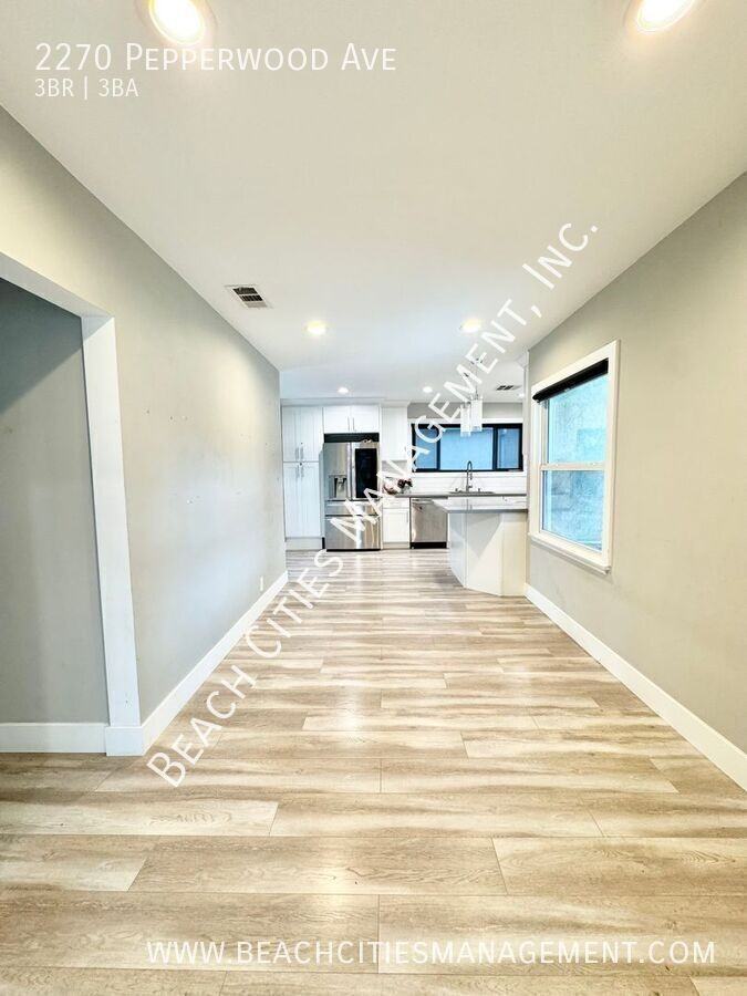 2270 Pepperwood Ave - Photo 5 of 35