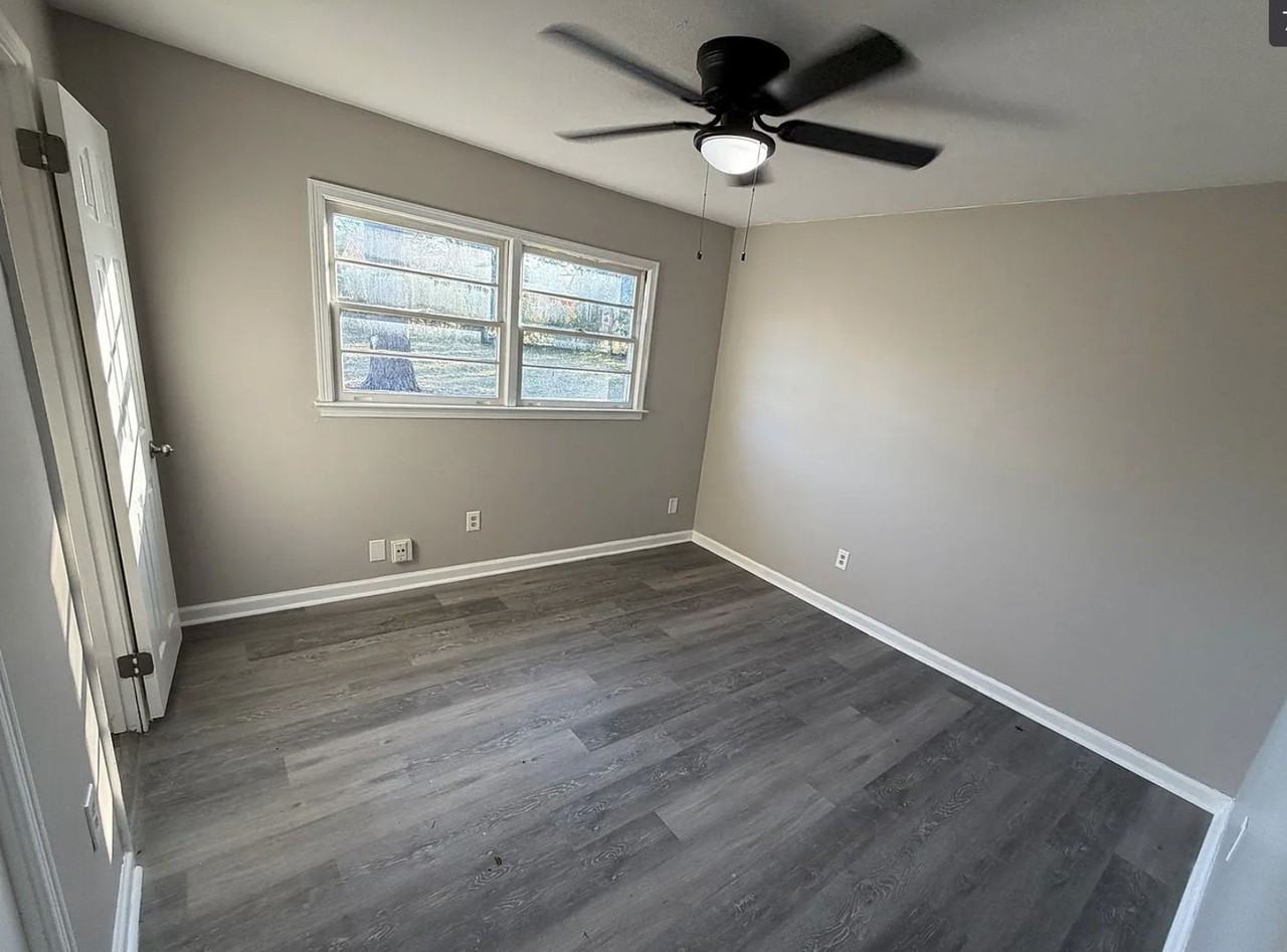 350 Southlawn Dr - Photo 3 of 9