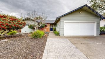 featured image of 773 Hoen Ct