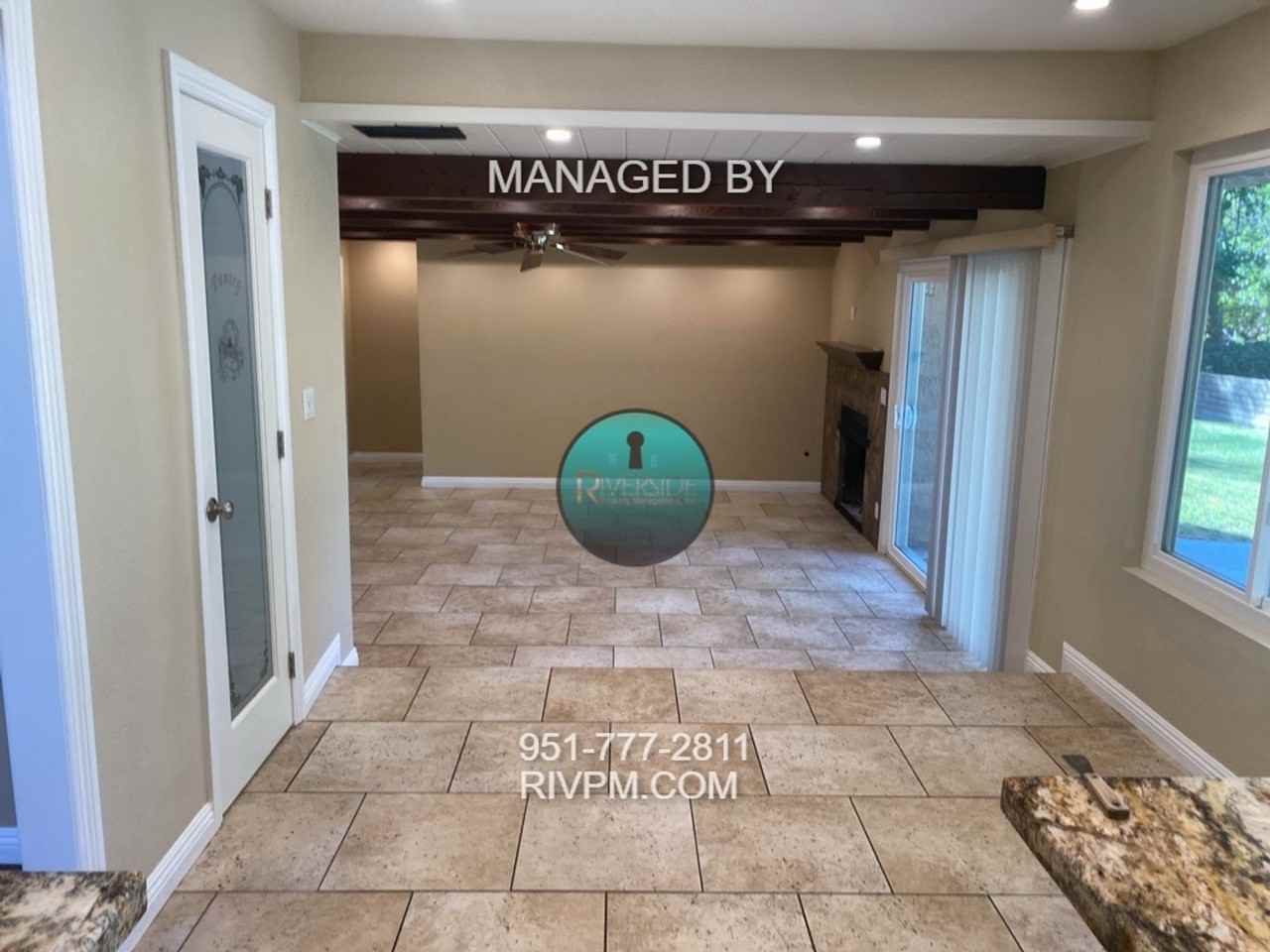 6055 Saint Augustine Dr - Photo 7 of 28