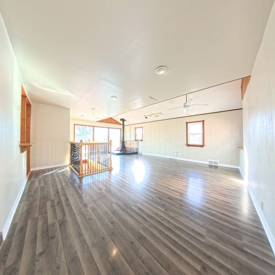 1535 Nw 75th St - Photo 7 of 24