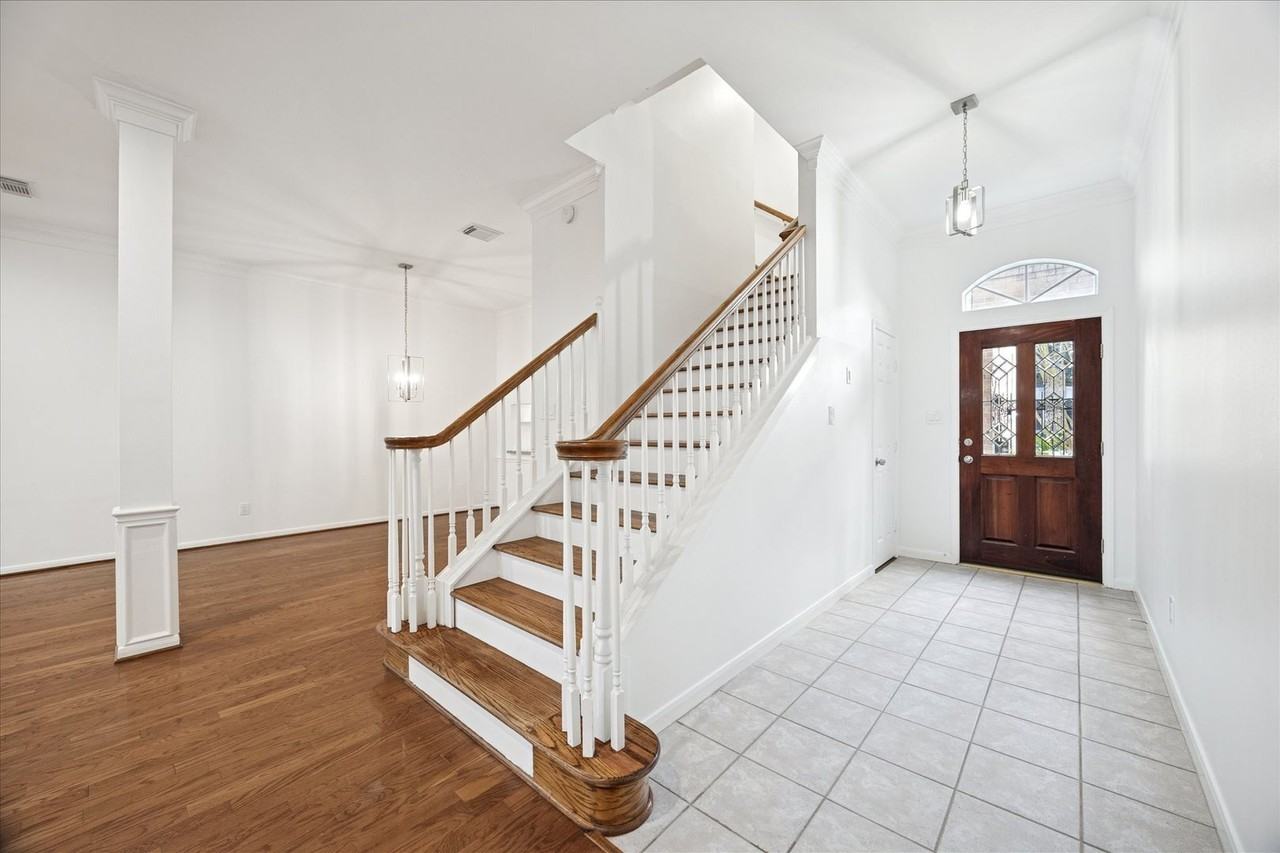 1214 W Alabama St - Photo 4 of 30