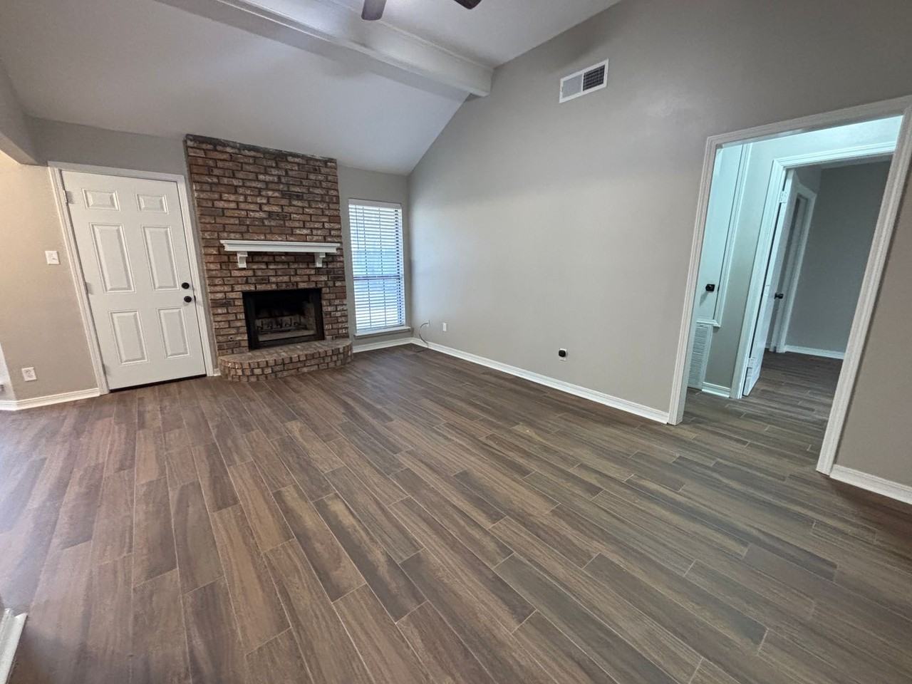 4558 Pine Crest Dr - Photo 2 of 10