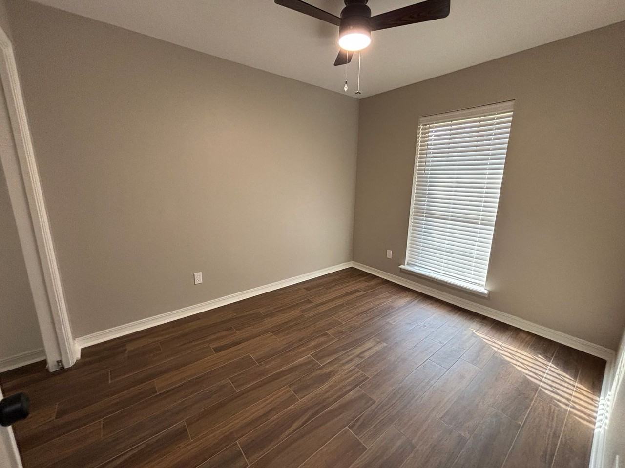 4558 Pine Crest Dr - Photo 7 of 10