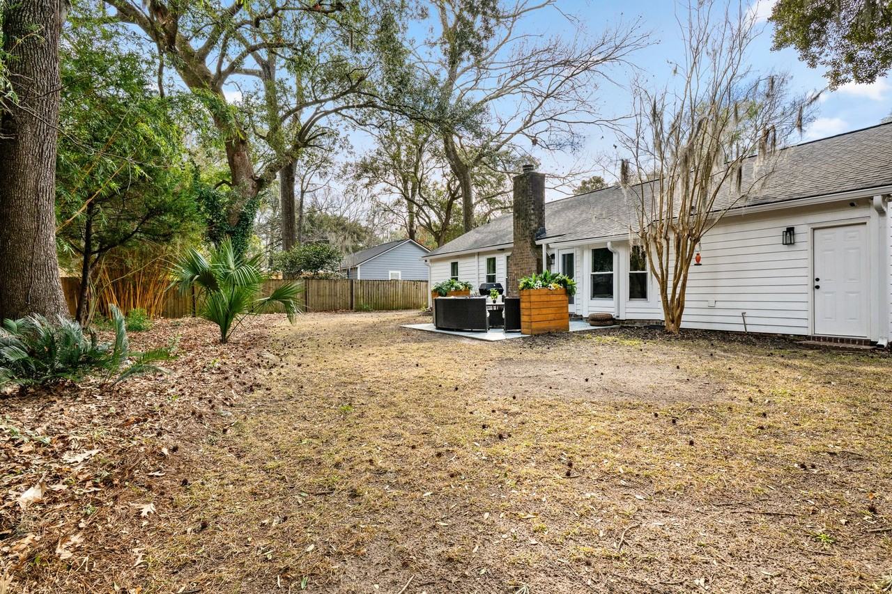 14 Hillcreek Blvd - Photo 7 of 50