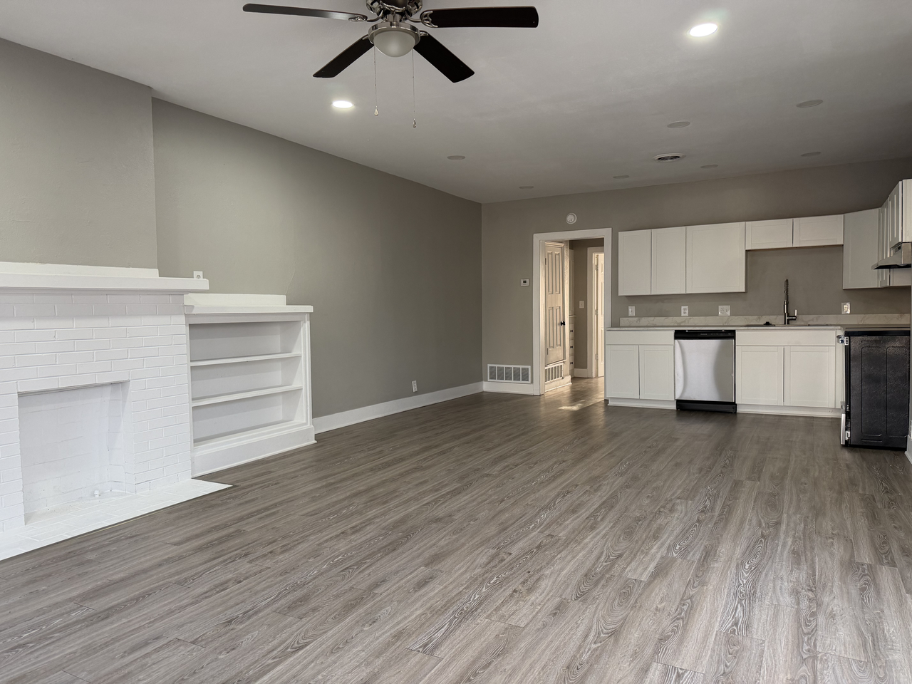 1903 1/2 Fillmore St - Photo 7 of 19