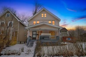 featured image of 1125 Galewood Dr