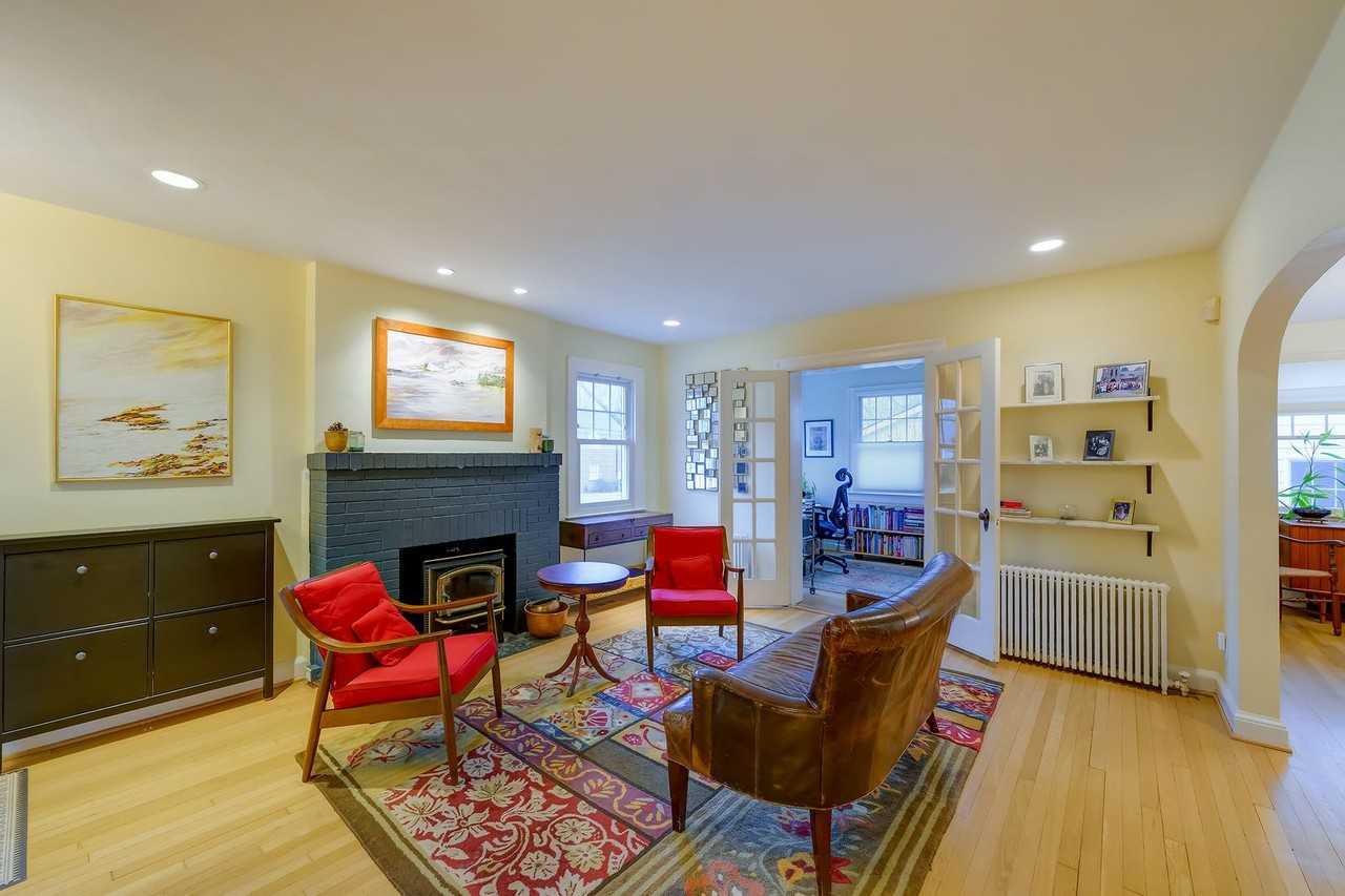 4504 Highland Ave - Photo 3 of 50