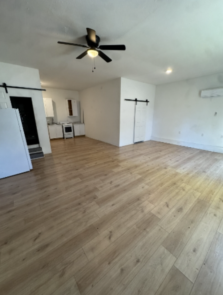 1466 S Worth Ave - Photo 7 of 7