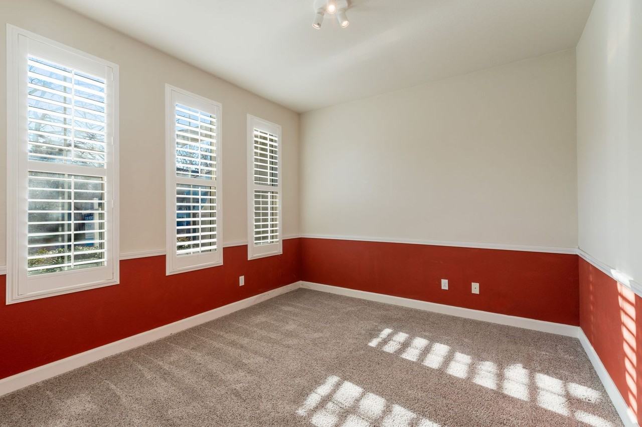 2805 Tree Swallow Cir - Photo 6 of 41