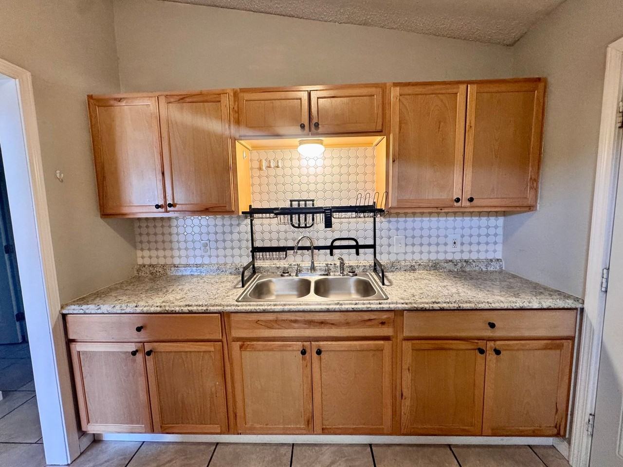 1310 E 52nd St N - Photo 6 of 15