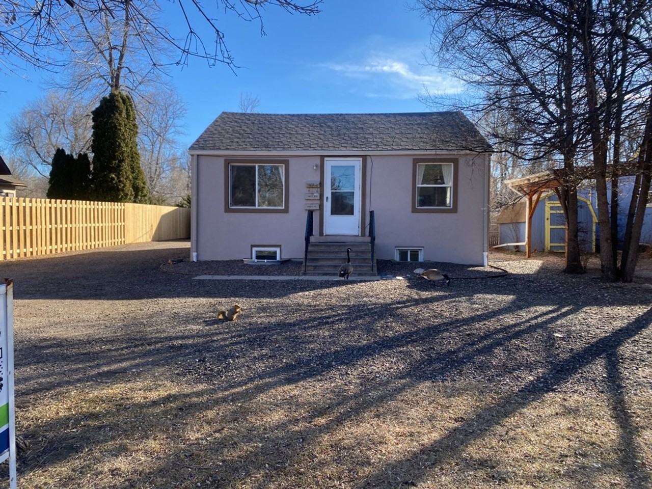 1127 W Mulberry St - Photo 2 of 41