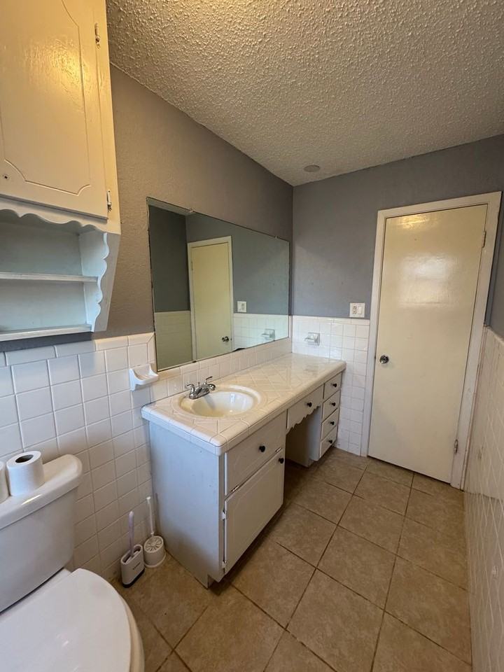 6180 Old Lorena Rd - Photo 5 of 13