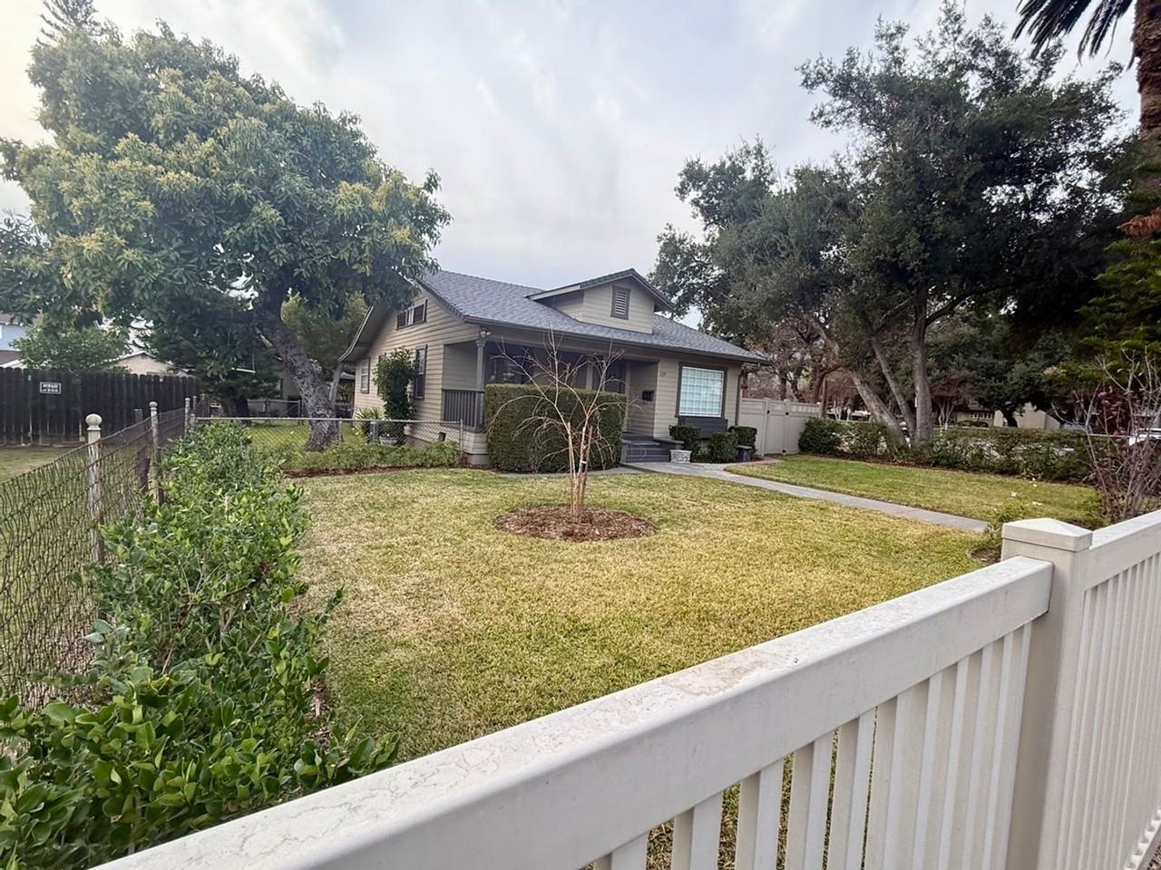 119 N Cullen Ave - Photo 3 of 37