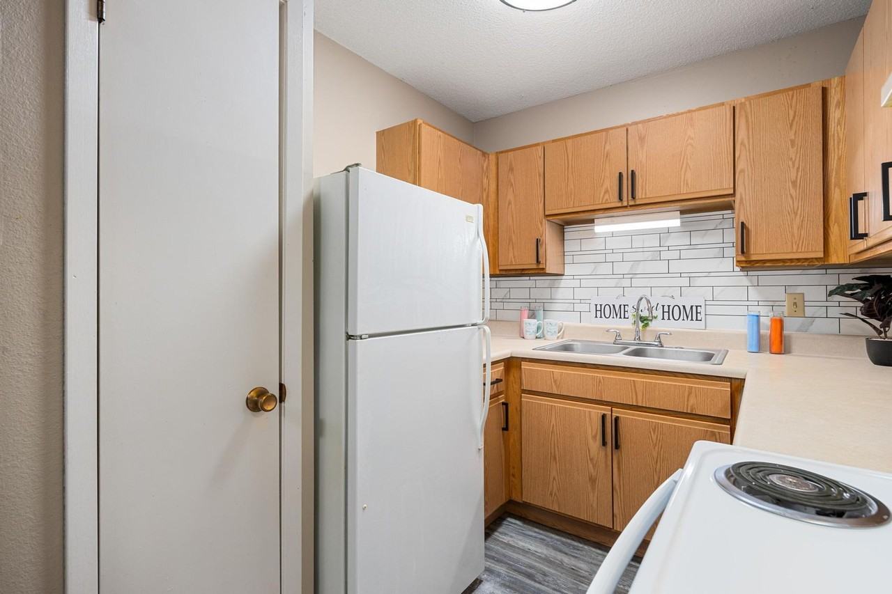 Woods + Meadow Apartments - Photo 3 of 12