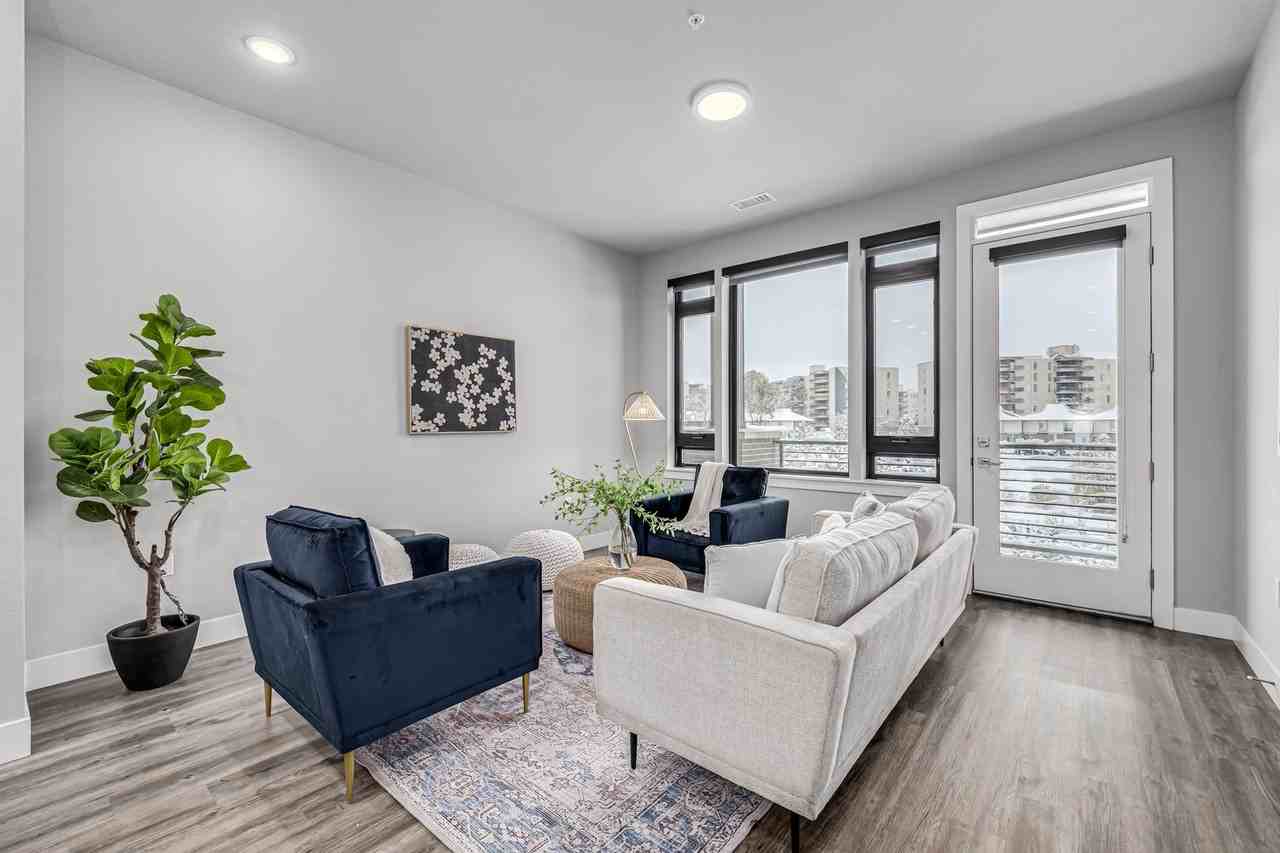 6618 E Lowry Blvd #214 - Photo 4 of 36