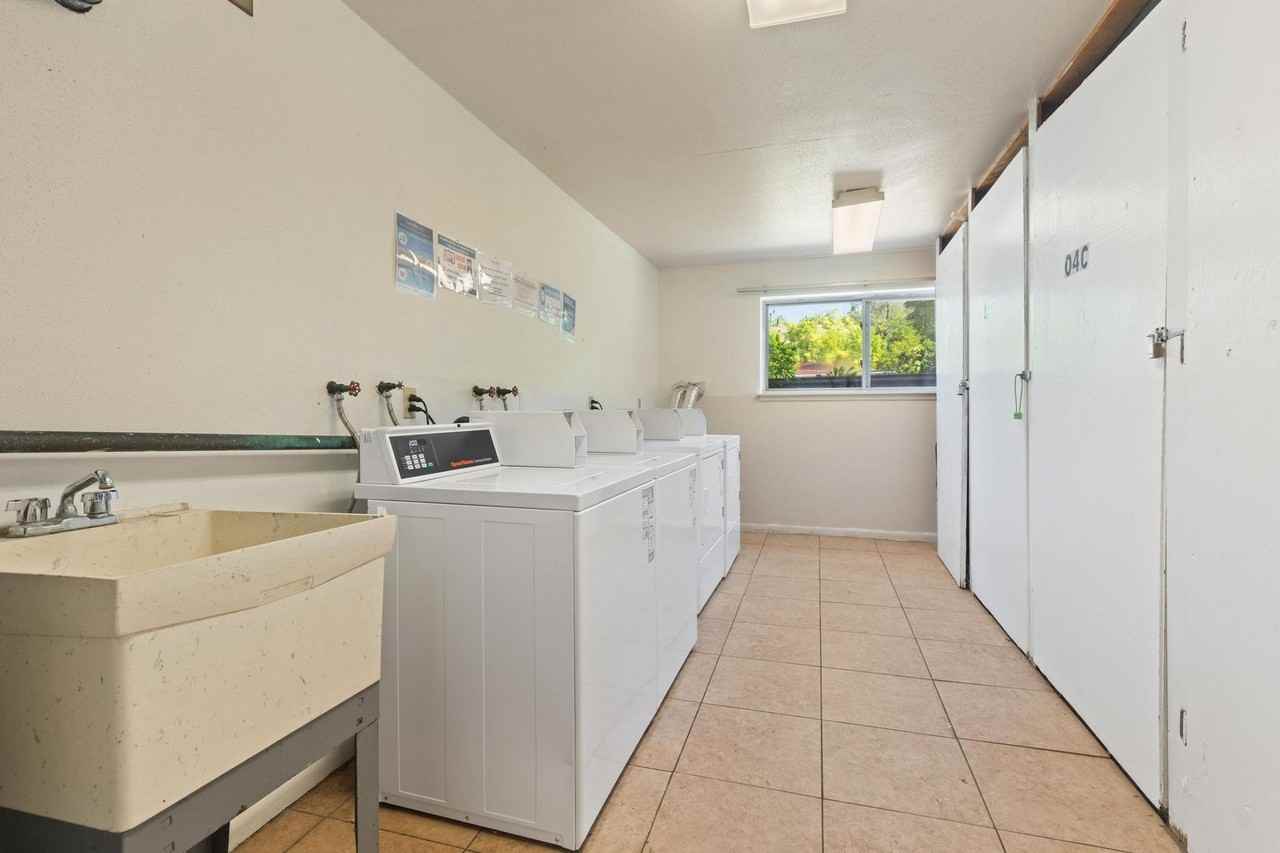 2800 W. War Memorial Dr - Photo 3 of 20