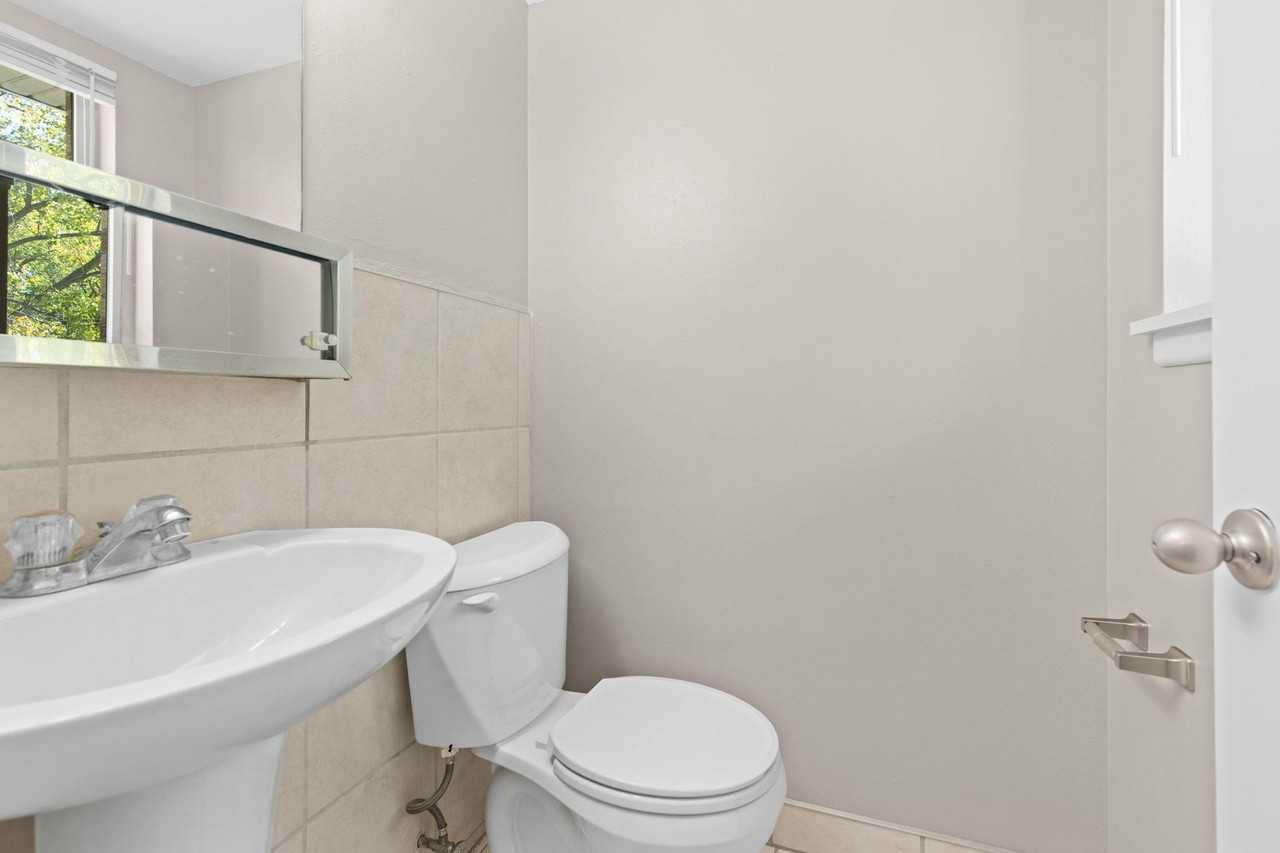 2800 W. War Memorial Dr - Photo 4 of 20