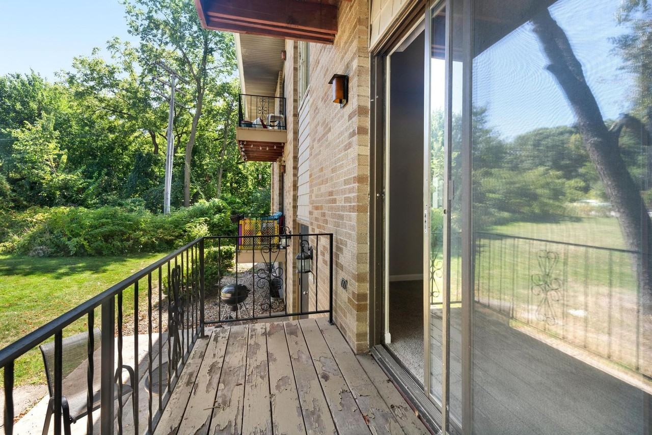 Brookview Apartments | Spacious Floor Plans & Scenic Views - Photo 3 of 17
