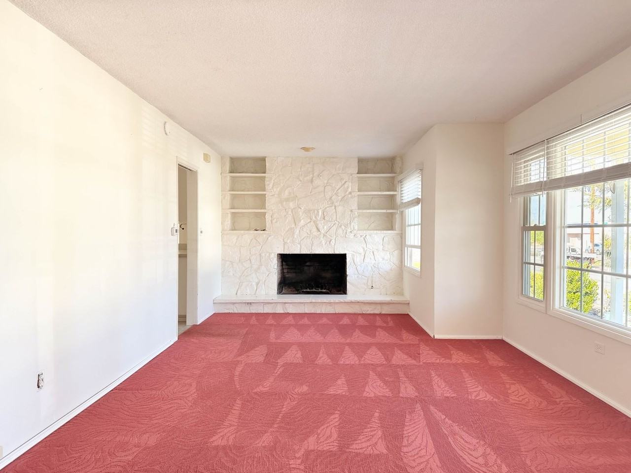 5241 Orcutt Ave - Photo 6 of 12