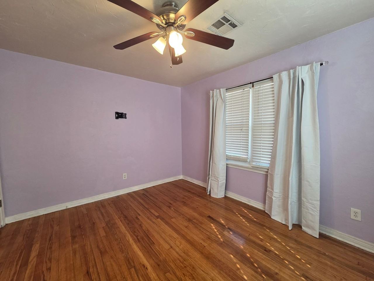 3832 Nw 17th St - Photo 7 of 25