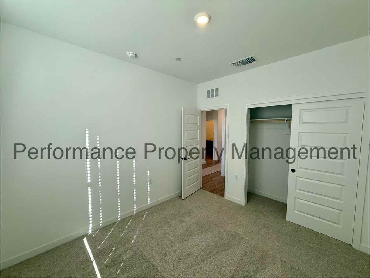 8710 Rawhide Ave - Photo 4 of 25