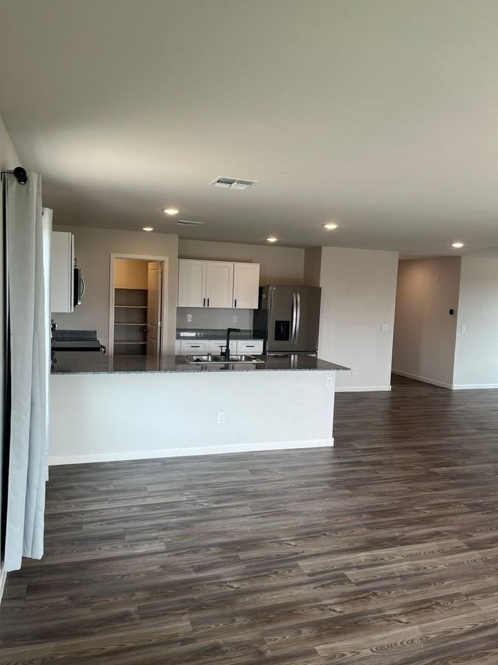 1299 W Flowstone Trl - Photo 7 of 30