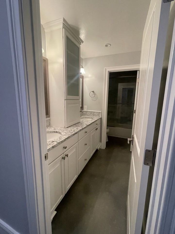 5156 Abbey Dr - Photo 6 of 12