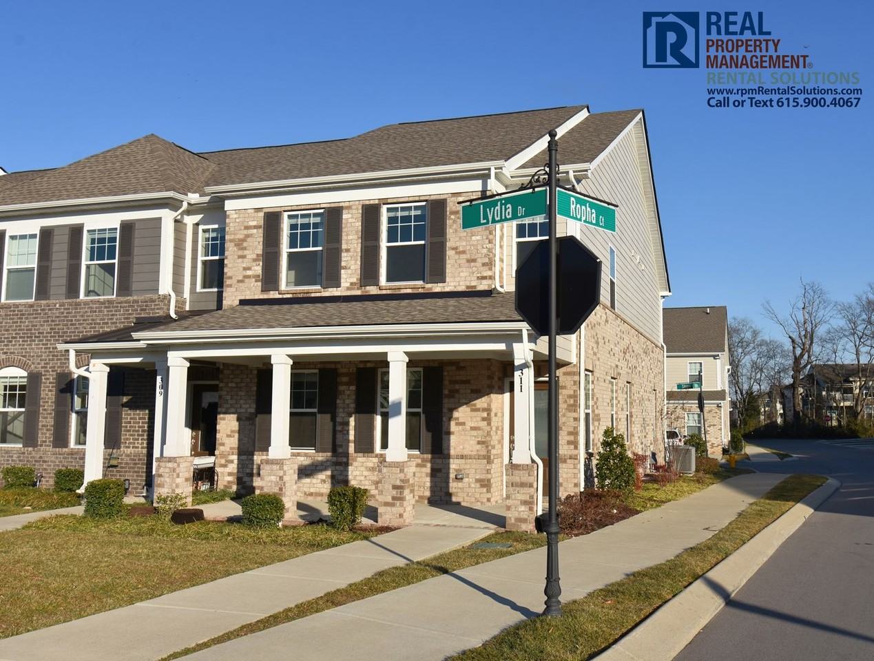 311 Lydia Dr - Photo 3 of 29