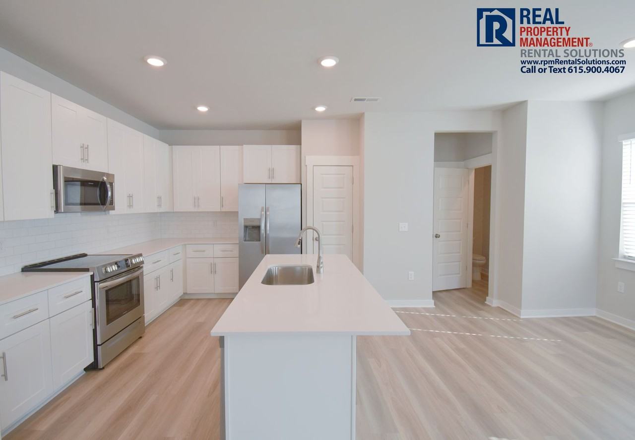 311 Lydia Dr - Photo 7 of 29