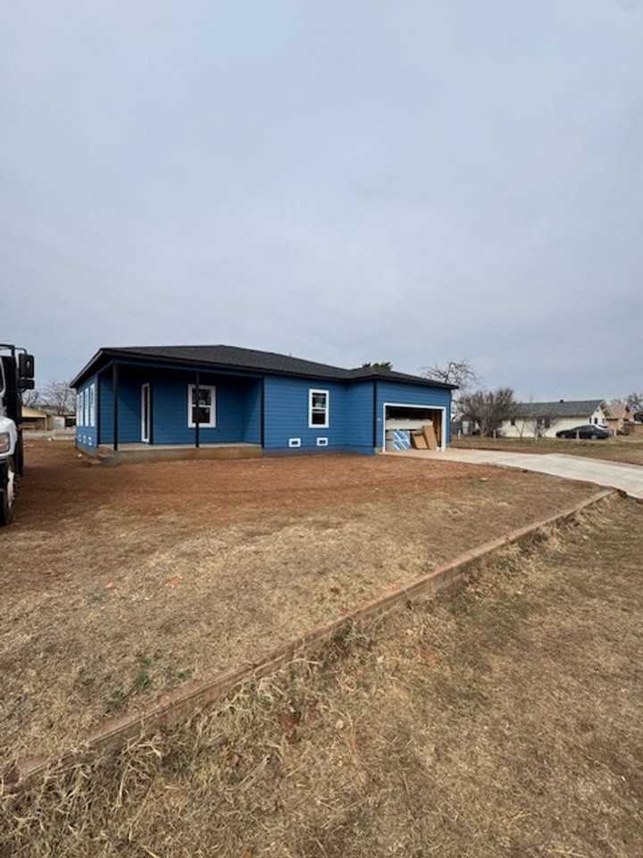 212 Cherry - Photo 2 of 2