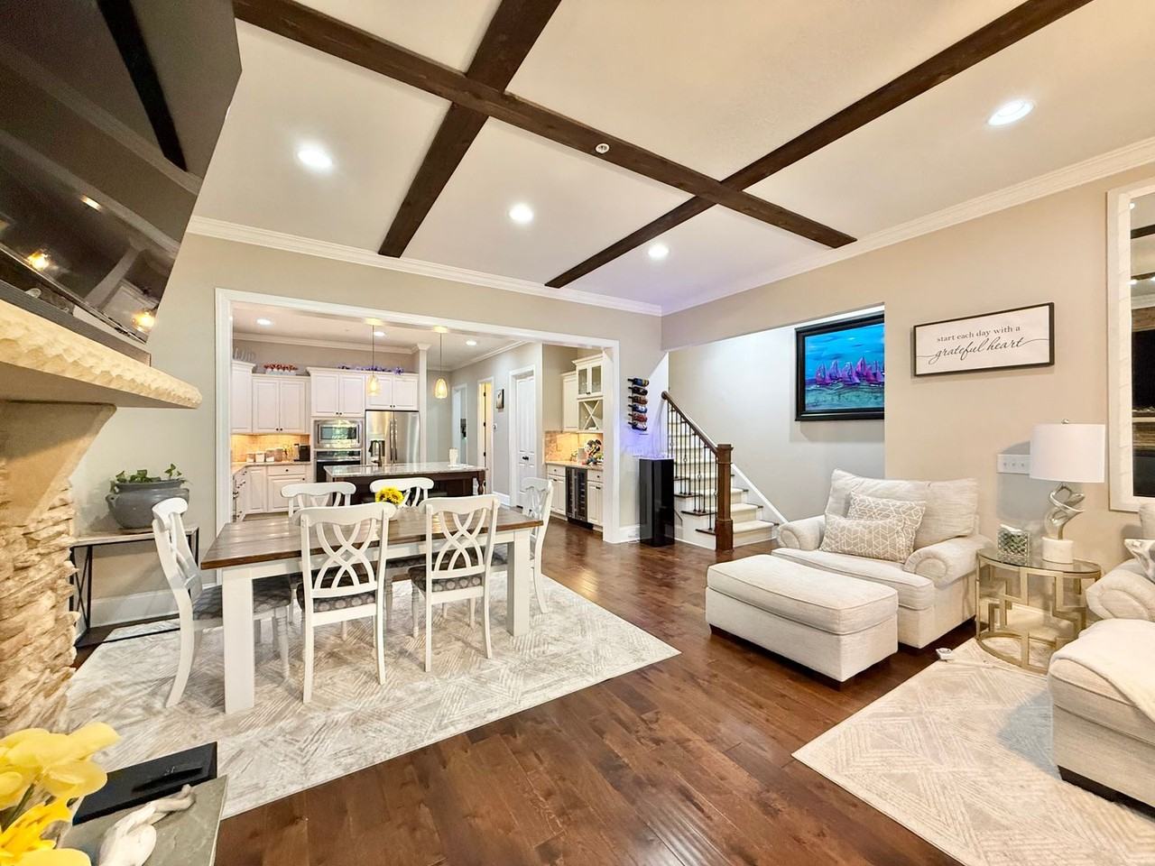 2303 Carriage Oaks Dr - Photo 7 of 34